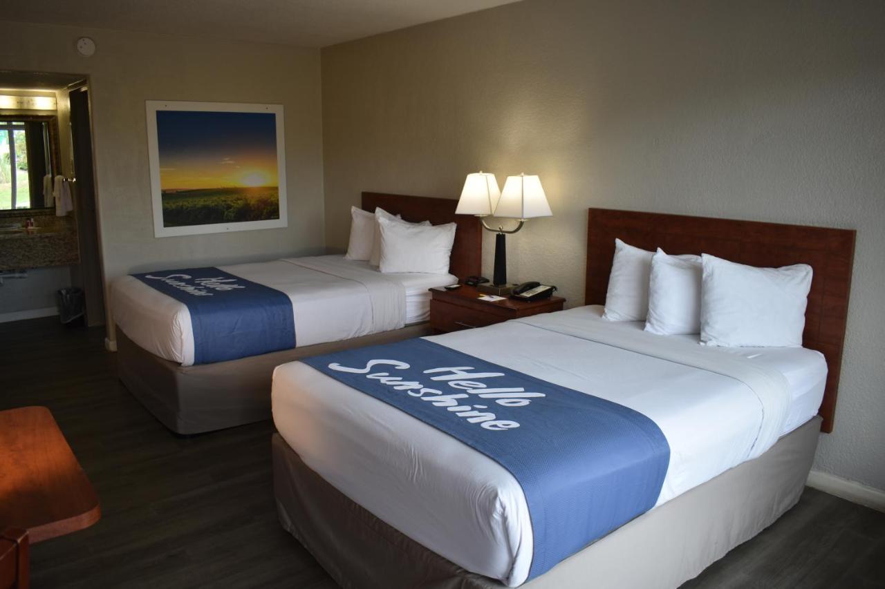 Days Inn By Wyndham Wildwood I-75 Kültér fotó