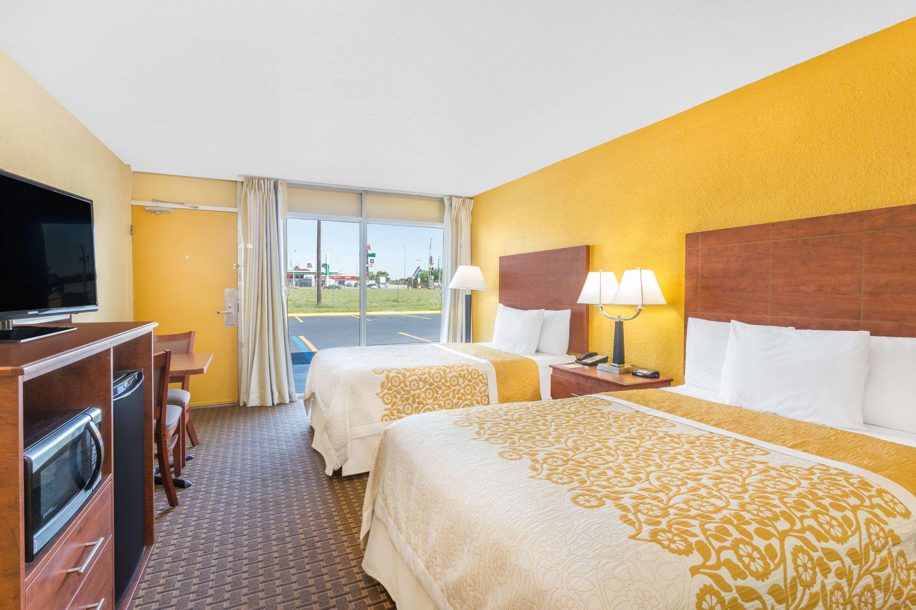 Days Inn By Wyndham Wildwood I-75 Kültér fotó