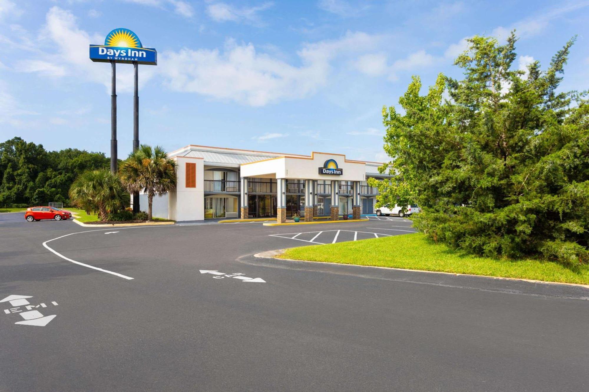 Days Inn By Wyndham Wildwood I-75 Kültér fotó