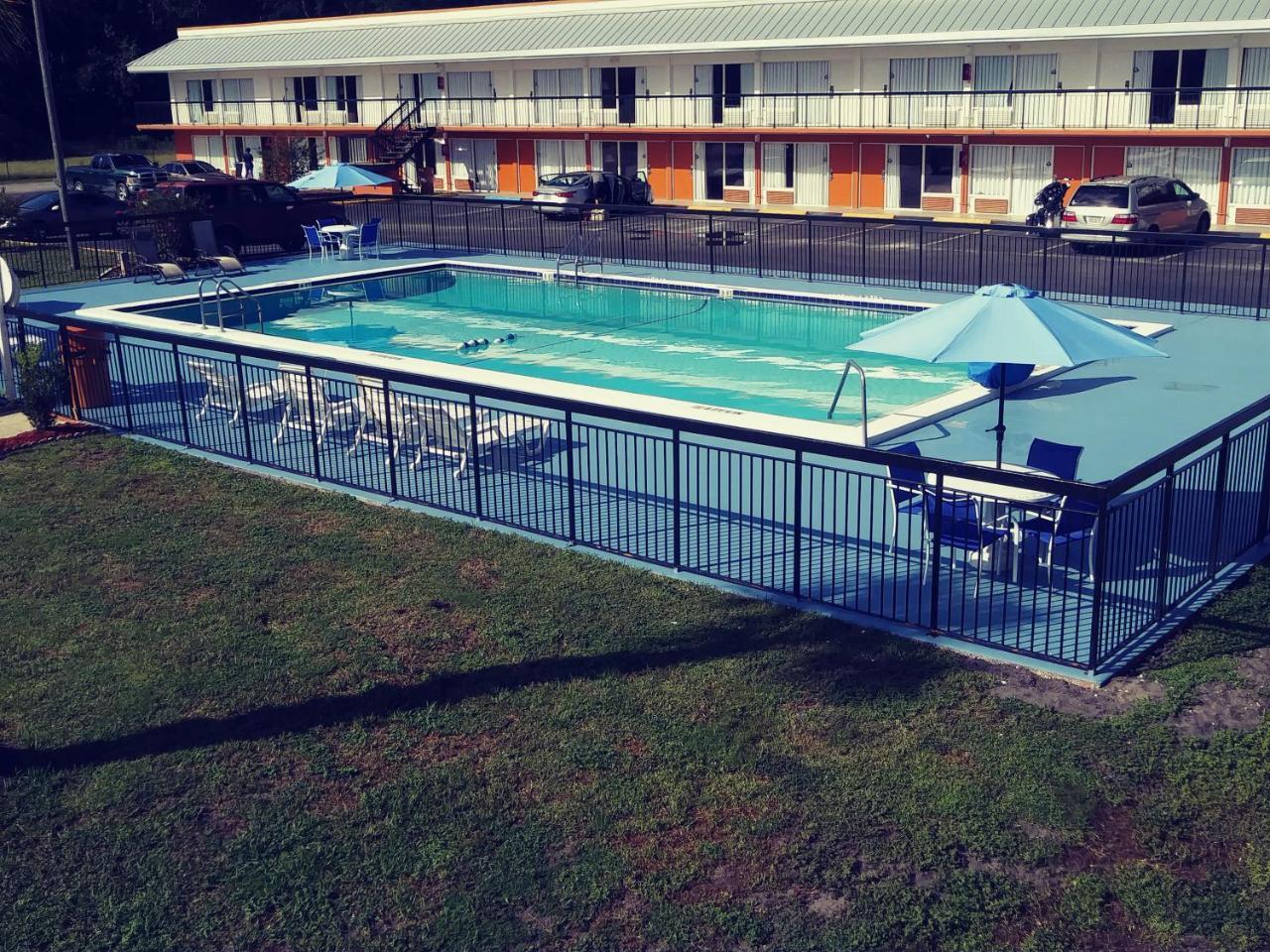 Days Inn By Wyndham Wildwood I-75 Kültér fotó